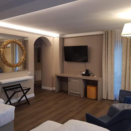 Atlantic Boutique Hotell Târgu-Mureş Eksteriør bilde