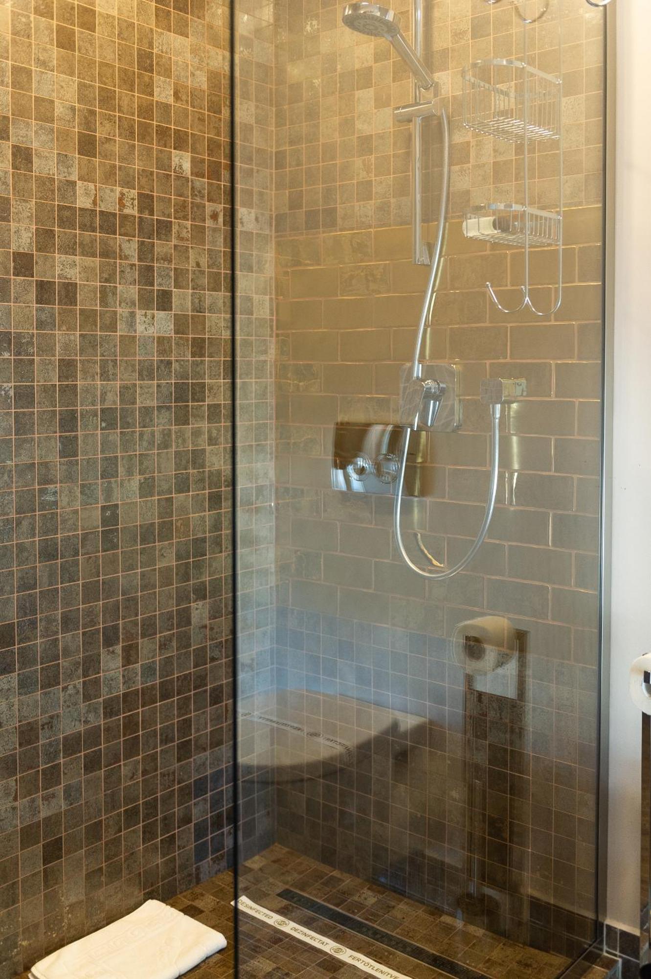 Atlantic Boutique Hotell Târgu-Mureş Eksteriør bilde