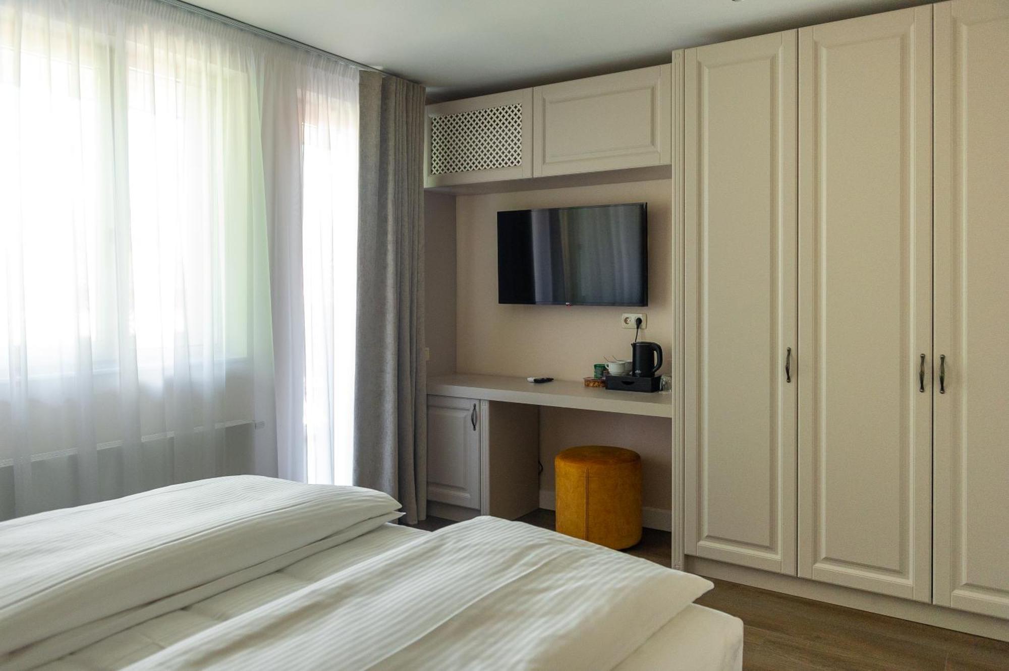 Atlantic Boutique Hotell Târgu-Mureş Eksteriør bilde